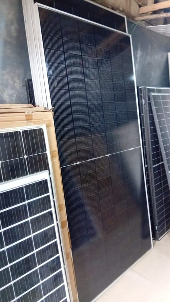 Jinko 620W Solar Panel